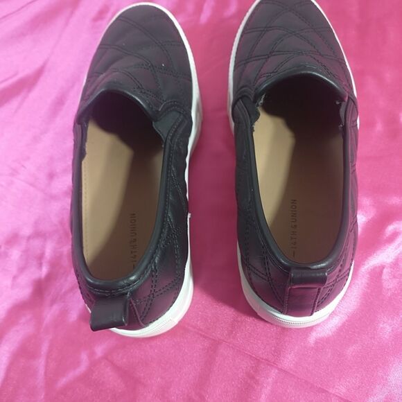 14TH & UNION Black Quilted Platform Sneakers Shoes Women’s Size 6M faux leather. - Picture 7 of 10